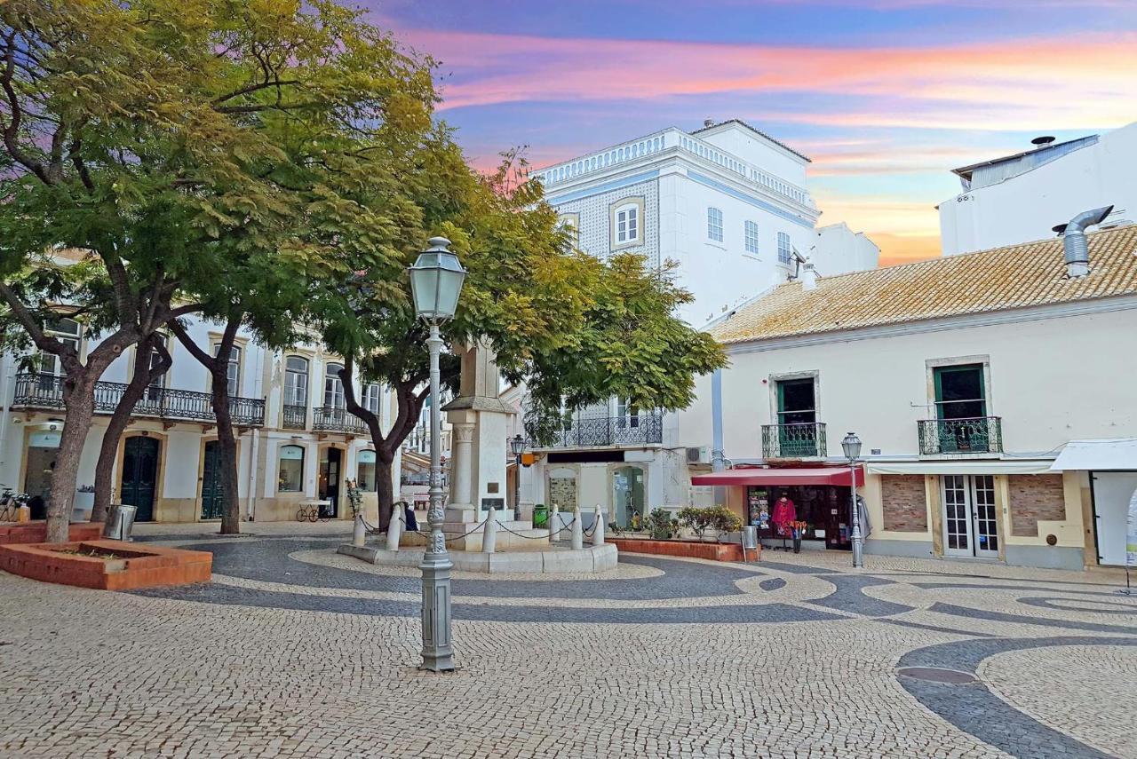B10 - Rua Do Canal 2 Bed * Lagos